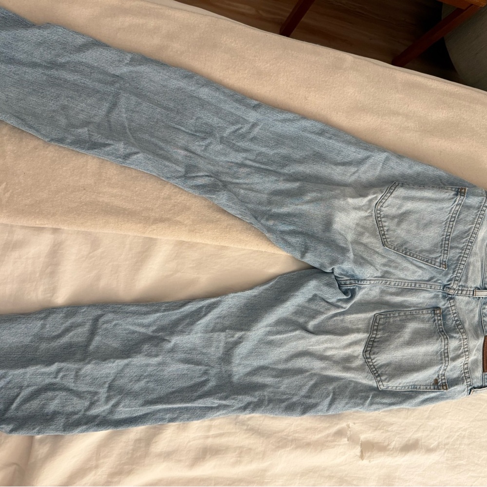 Madewell The Perfect Vintage Light Blue Denim Jeans